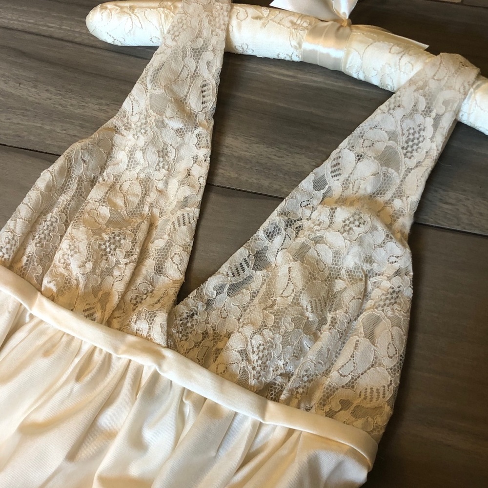Vintage Alice Maloof Nightgown Plunge V Neck Lace Ivory Saks Fifth Avenue - Picture 4 of 10